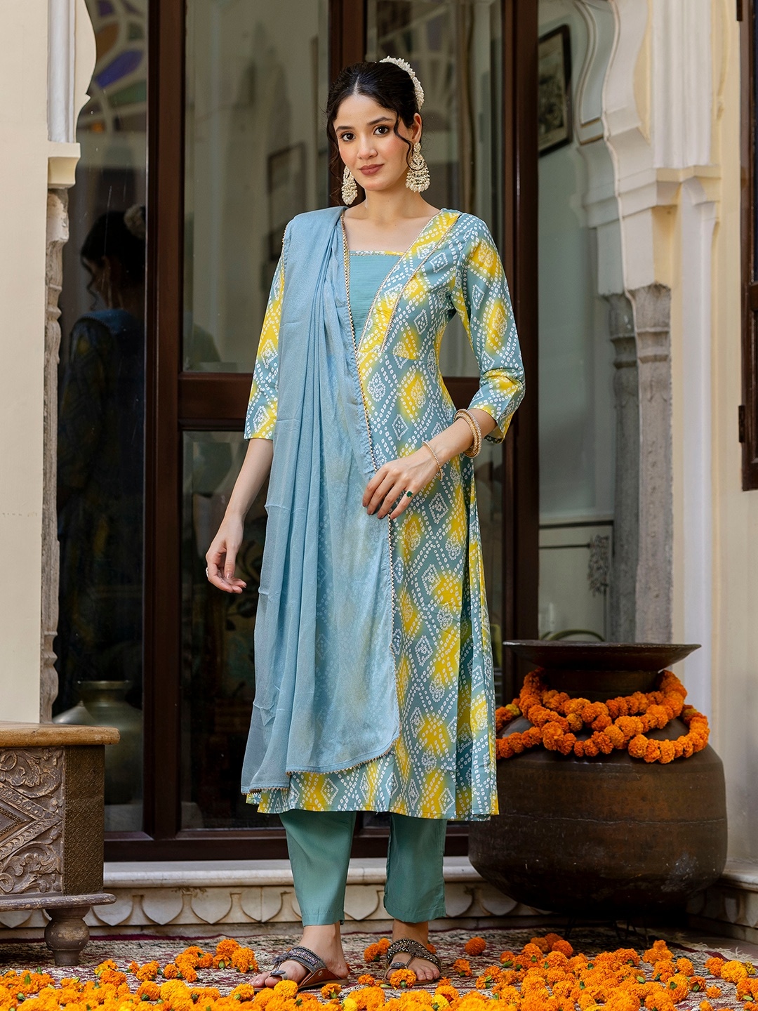 Olive Rayon Embroidered Straight Kurta