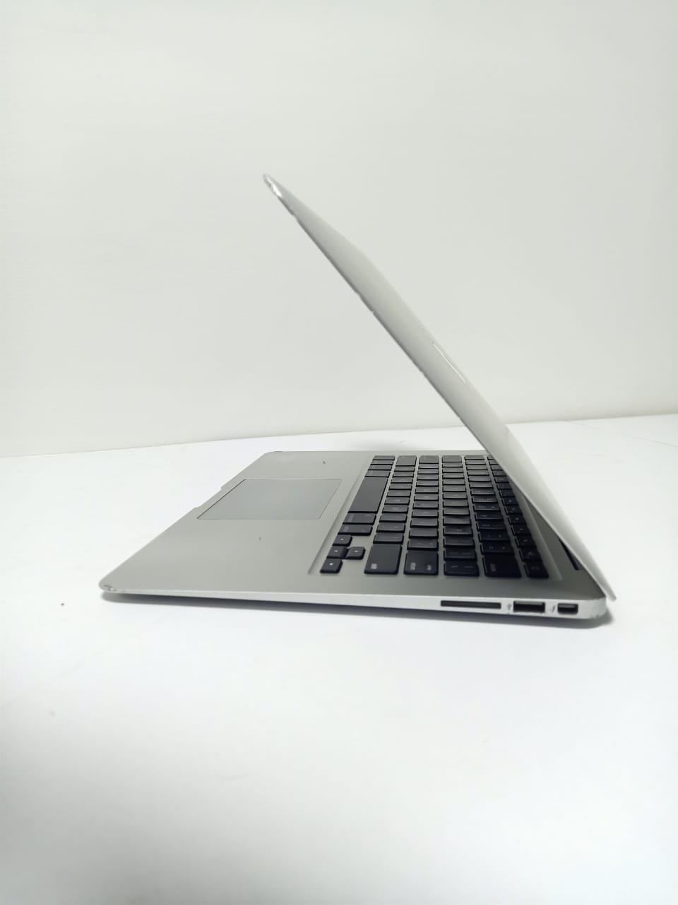 MacBook本体 MacBook Pro A1398 Apple MacBook Pro A1398, Screen Size: 15 Inches, 16gb at